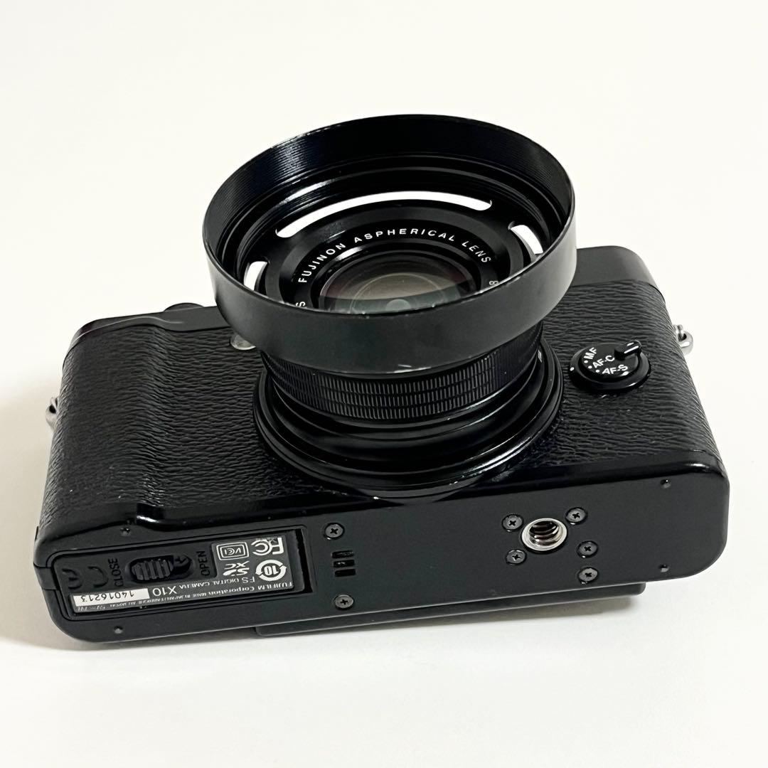 デジタルカメラ FUJIFILM X10