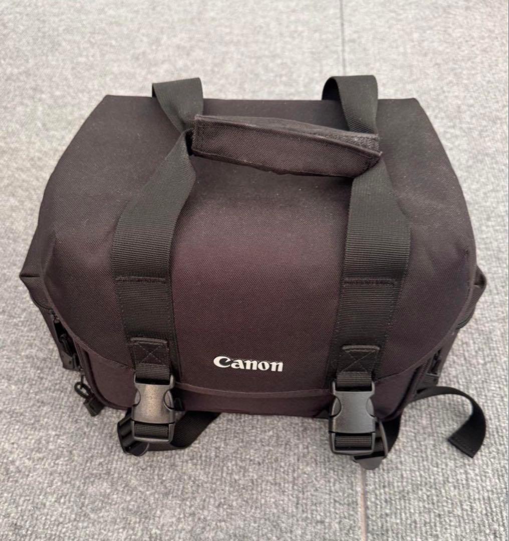 Canon EOS 700D デジタル一眼レフカメラ