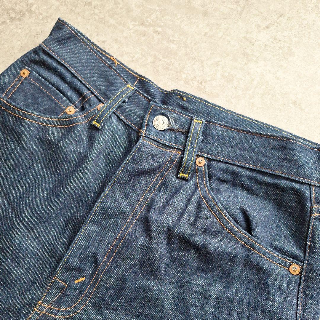 LEVI'S VINTAGE CLOTHING　デニムパンツ　W701
