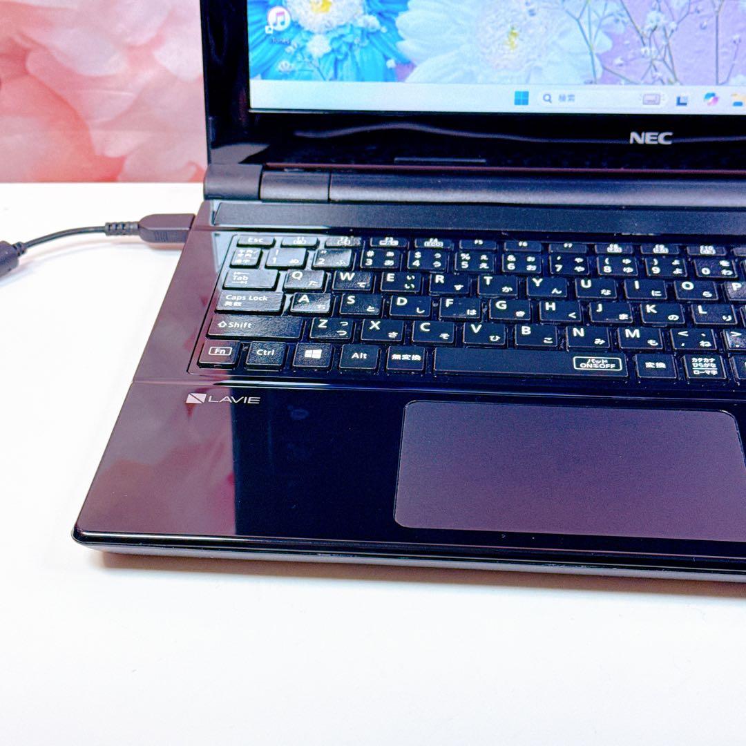 美品✨新品SSD windows11 カメラ ノートパソコン オフィス 薄型