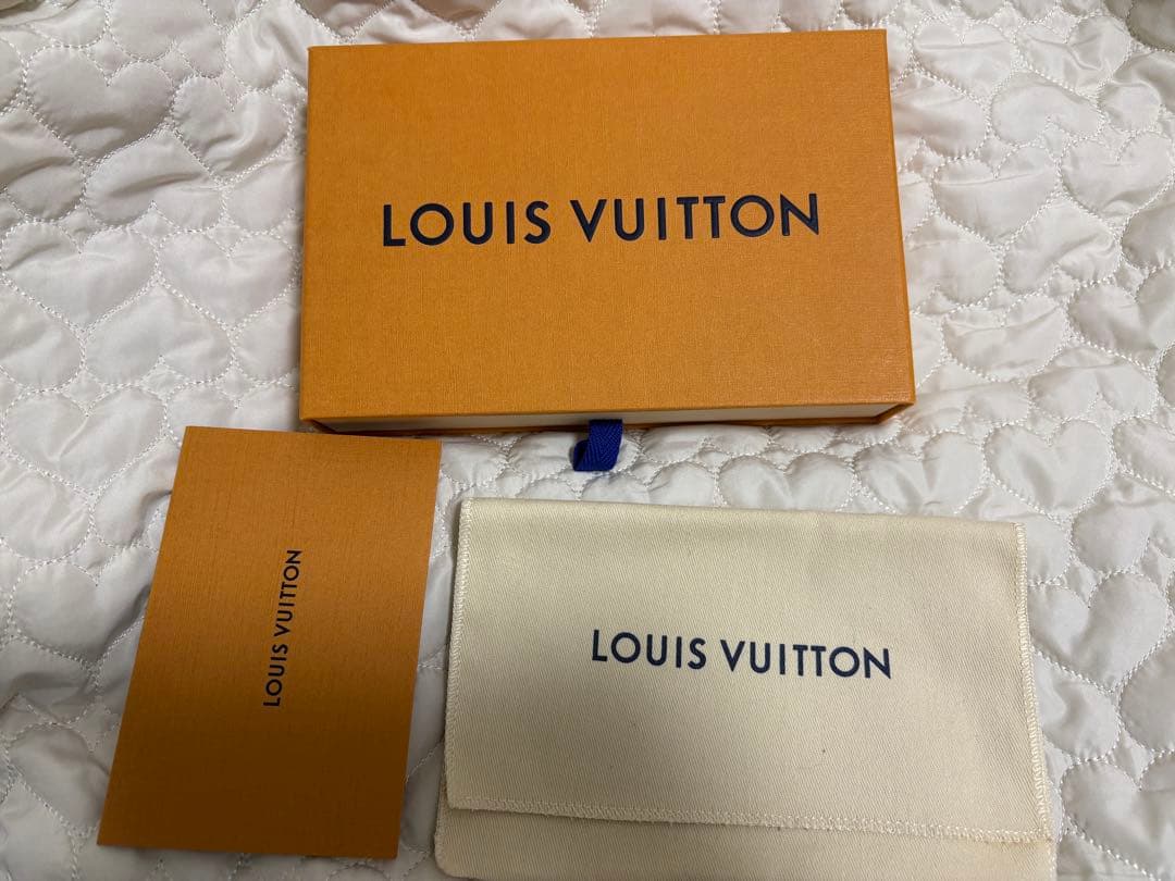 ルイヴィトン iPhone13Pro ケース