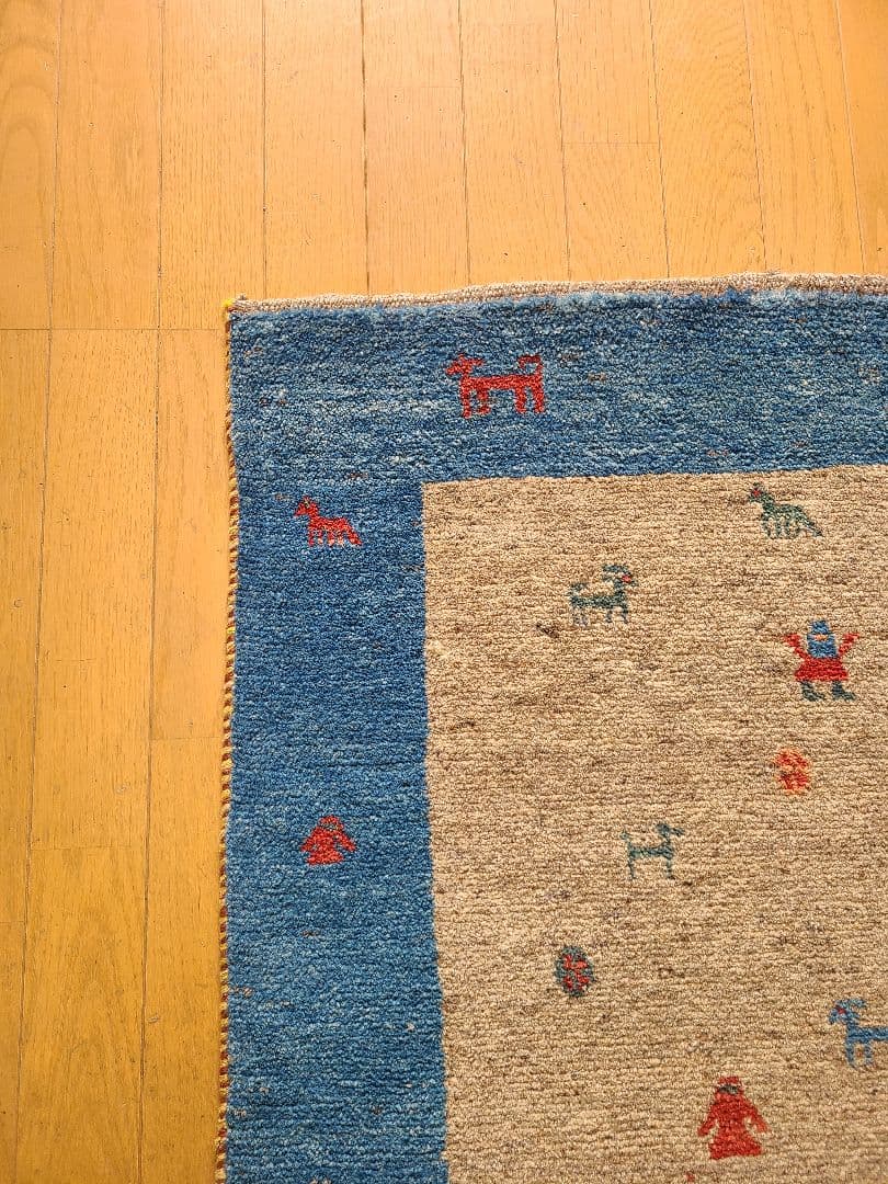 連休限定価格♪ギャッベ　手織り絨毯　民族模様　ラグ　約125×85㎝