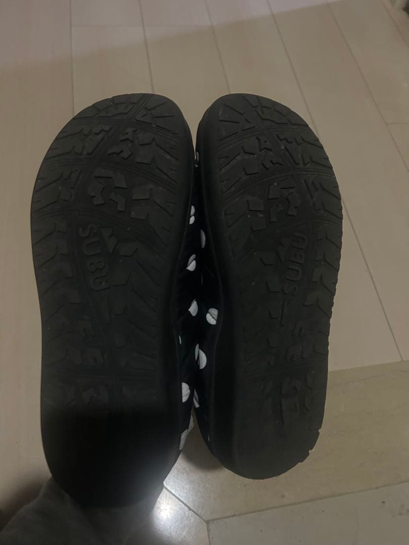 靴 SUBU 23.5