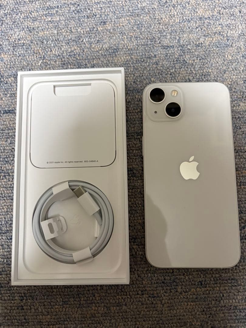 Apple iPhone 13 128GB 美品！