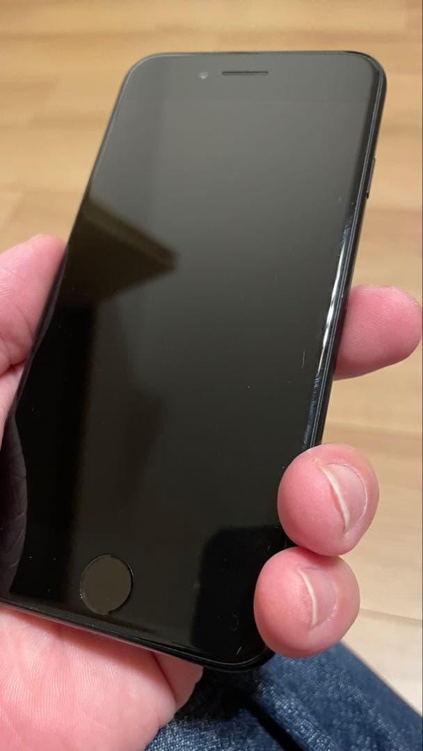 iPhone SE2 第二世代64GB ブラック