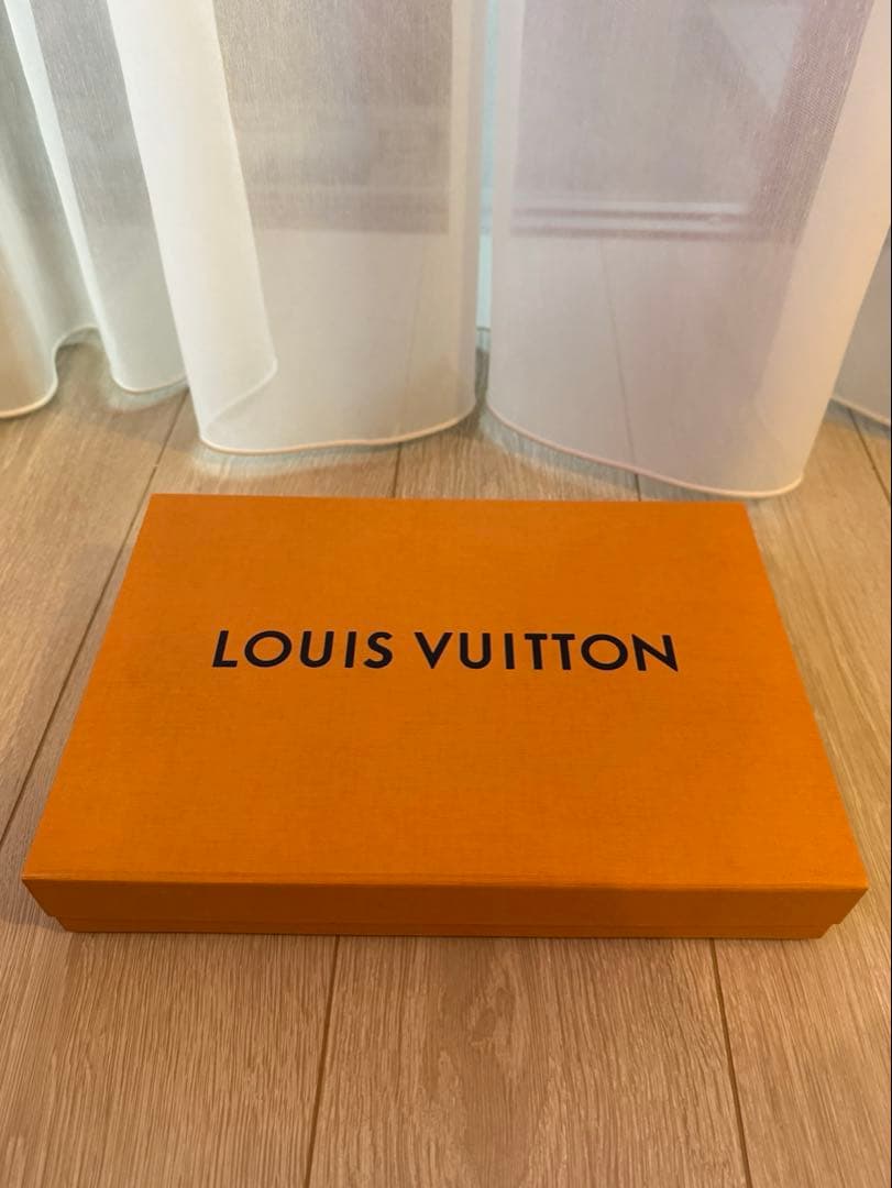 ルイヴィトン LV ストール マフラー リボン