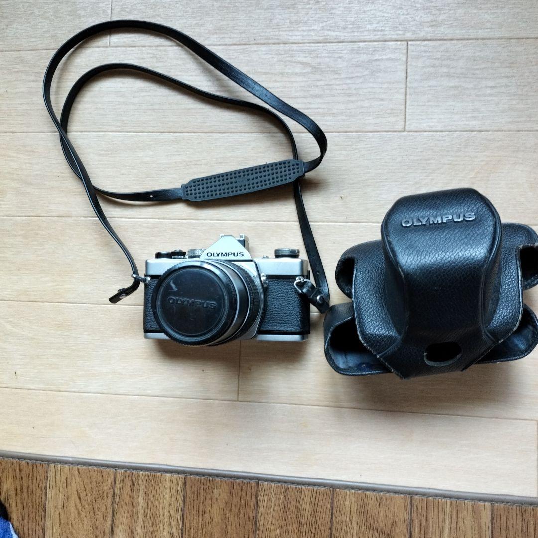 OLYMPUS OM-1 一眼レフカメラ49mm 135mmレンズ2本付き