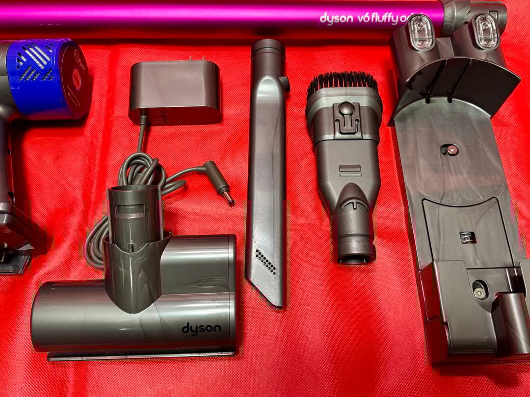 【分解洗浄済・美品】Dyson　V6　マキタバッテリー仕様　セット　SV09