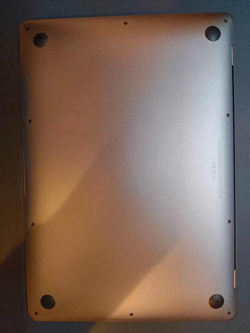 Mac Book Air M1 メモリ8GB 256GB