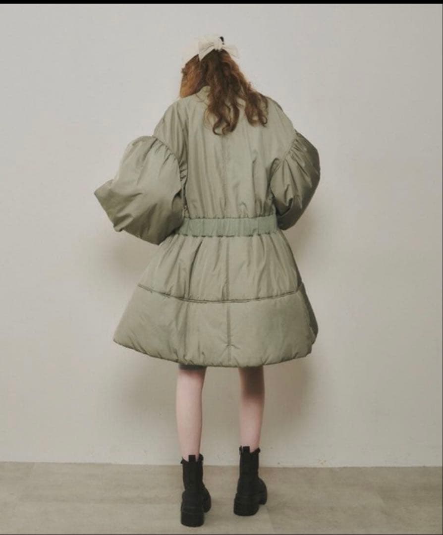 LA BELLE ETUDE パッファーボリュームAラインミドルコート