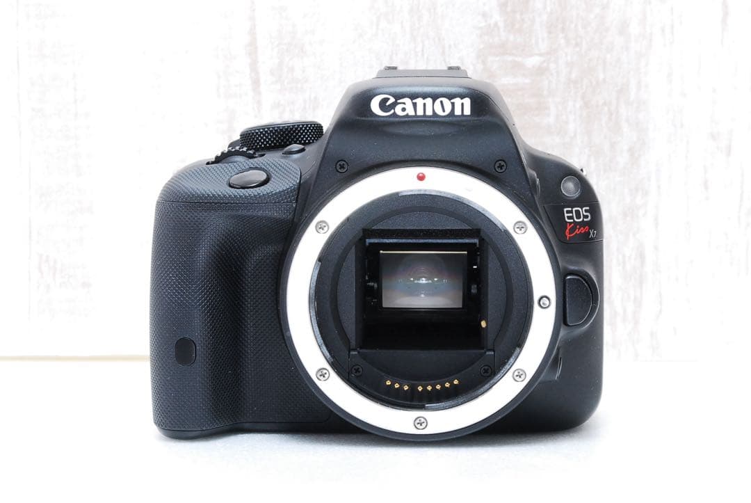 ❤️美品❤️ショット数少❤️高性能手ぶれ補正レンズ❤️軽量❤️ Canon Kiss X7
