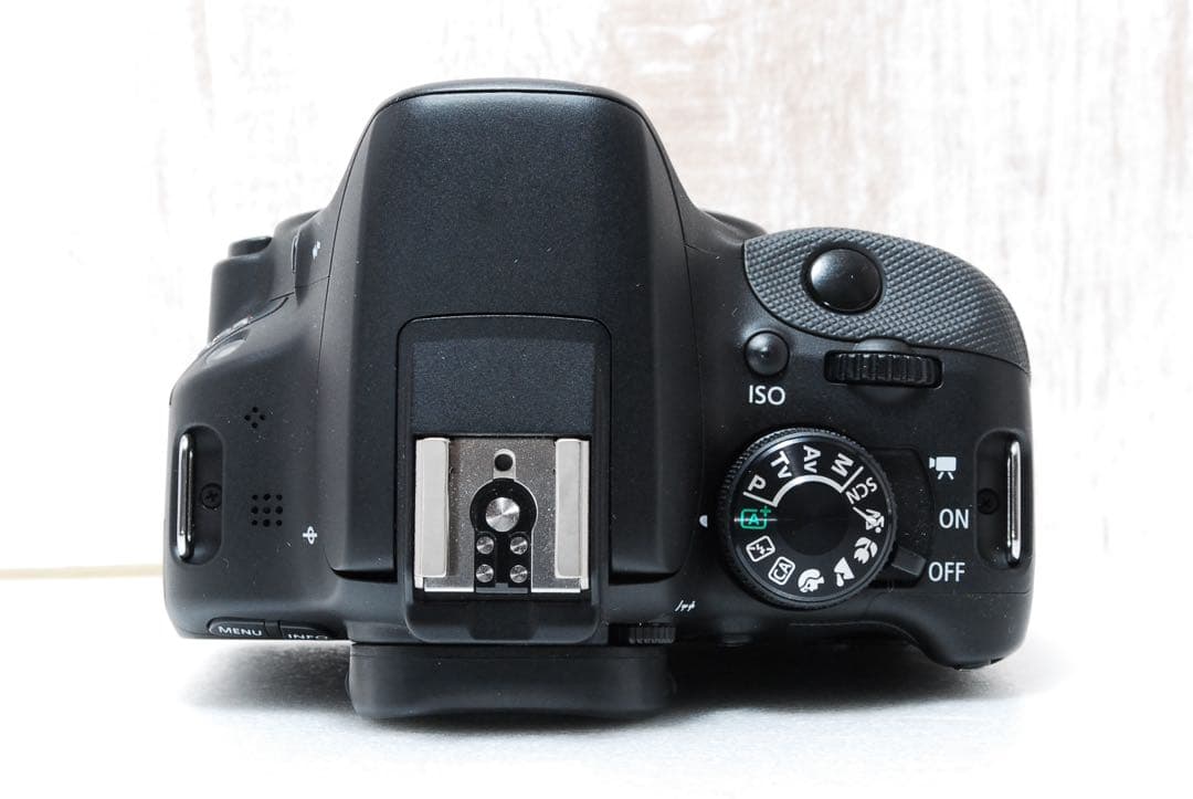 ❤️美品❤️ショット数少❤️高性能手ぶれ補正レンズ❤️軽量❤️ Canon Kiss X7