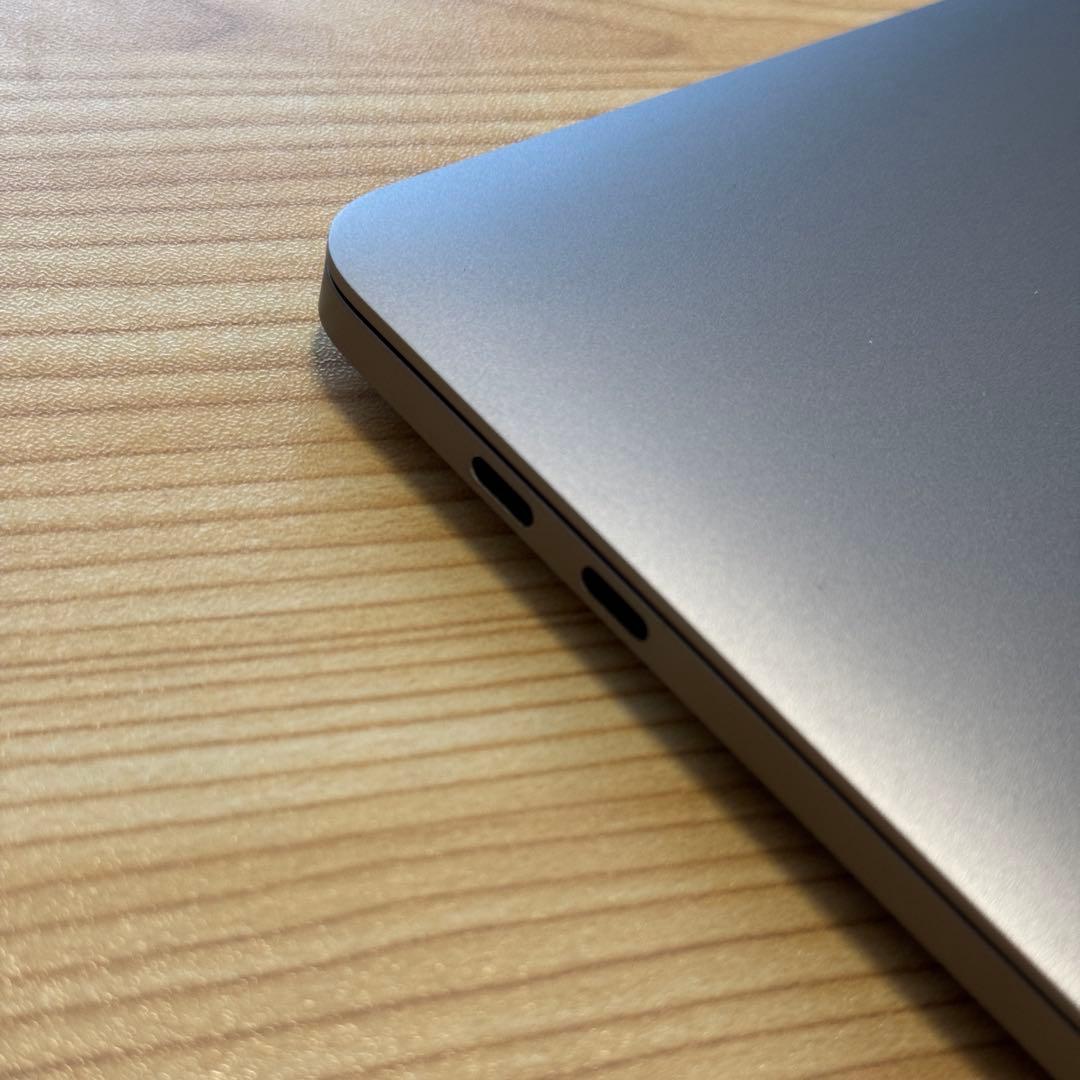 美品 高スペック MacbookPro 2016 i7/ 16GB/512SSD