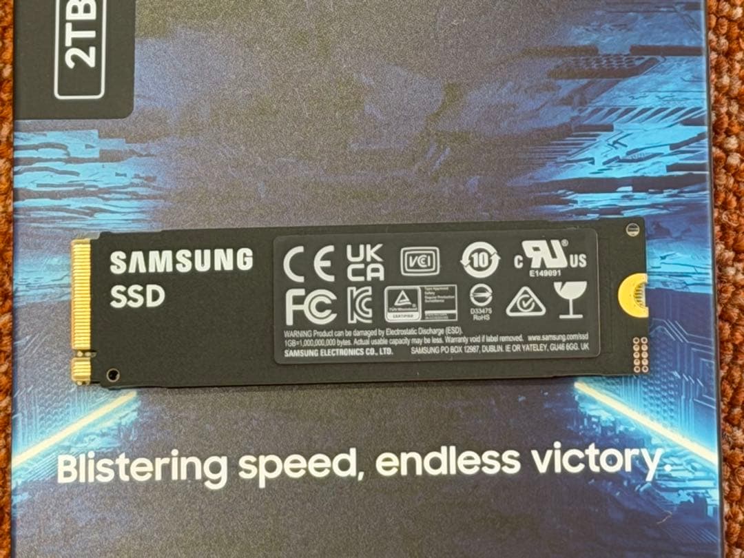 内蔵型SSD Samsung 990 PRO 2TB NVMe M.2 SSD