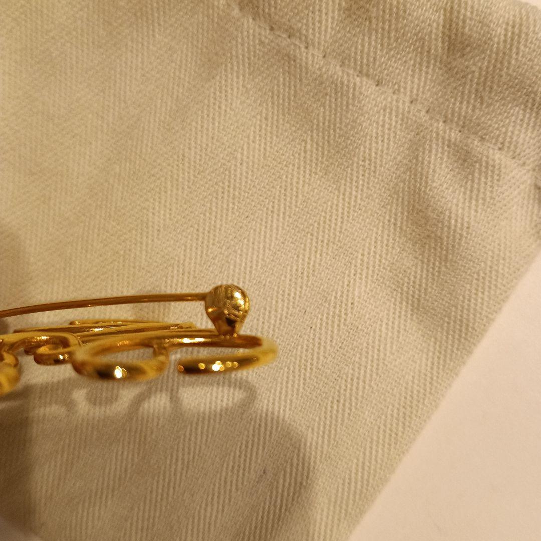 LOEWE ロエベ　ブローチ　セレモニーブローチ　卒業式　入学式