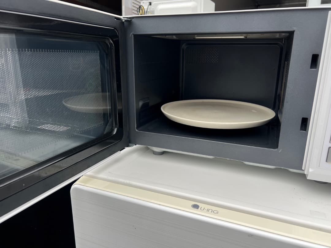 ★2019年式 850W TOSHIBA レンジ ER-R165 (W)