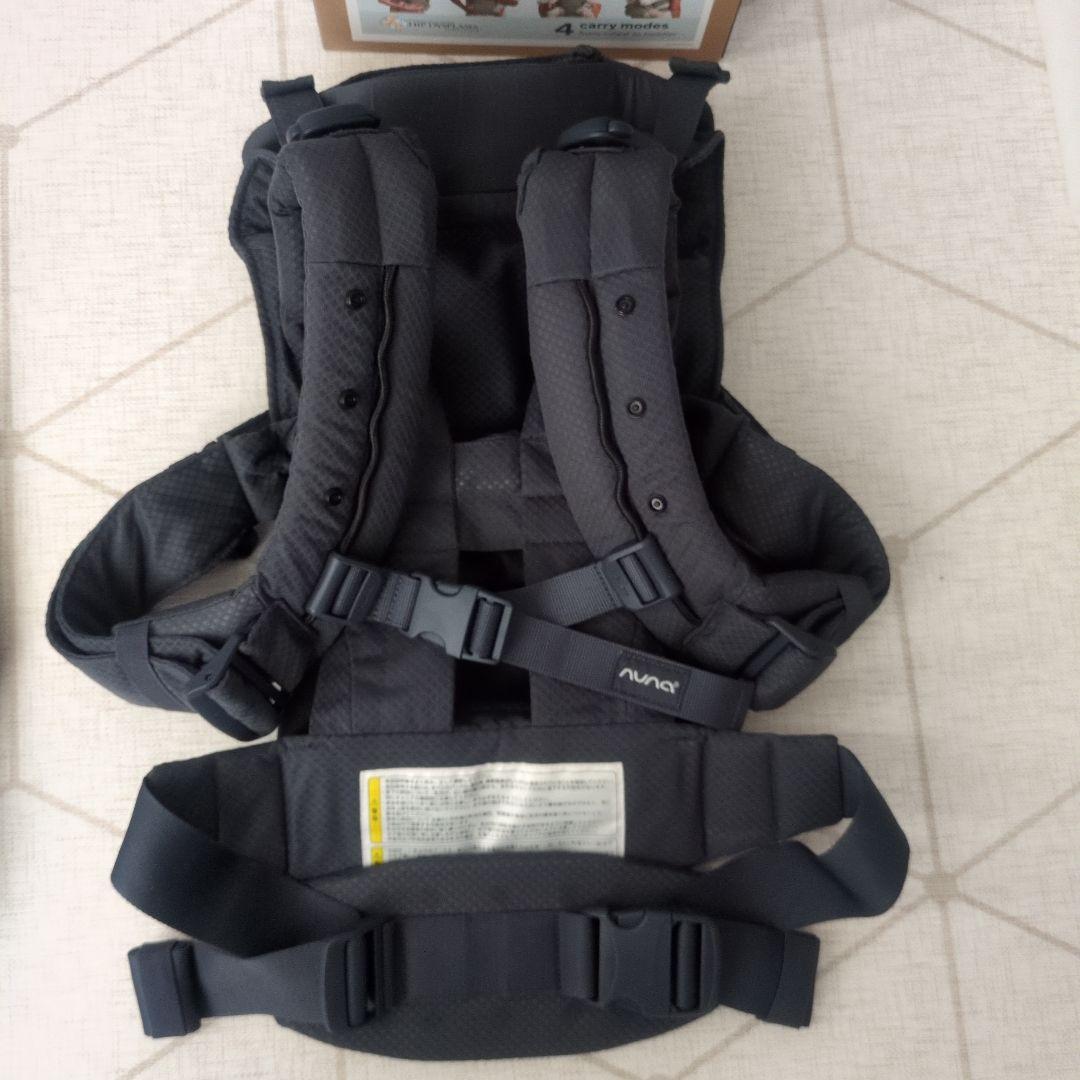 2025年10月新品購入★ヌナ★カドルクリック★抱っこ紐 ネイビー デニム