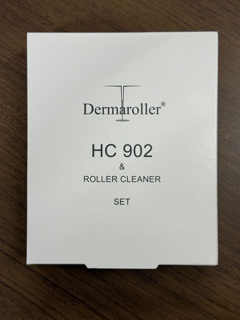 ボディ・フェイスケア Dermaroller HC 902 & Roller Cleaner Set