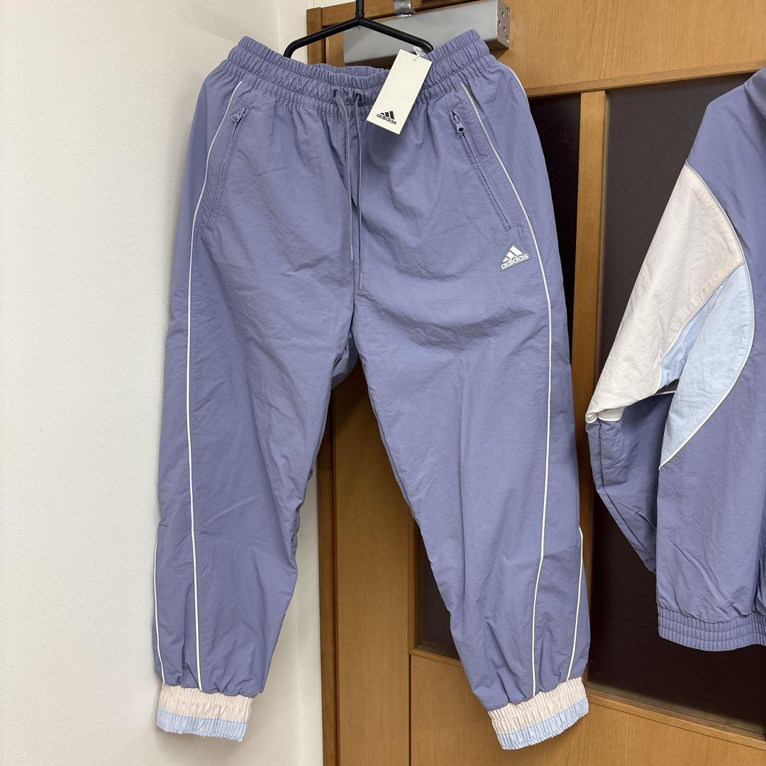 新品　adidas 上下セット　ウィンドブレーカー　ウーブン素材　アディダス