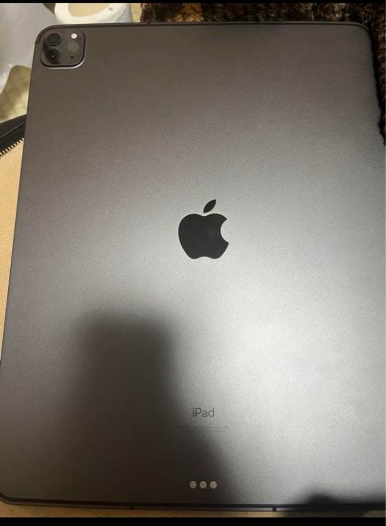 k*m様 iPadPro第5世代256GBWiFicelluler+Applep