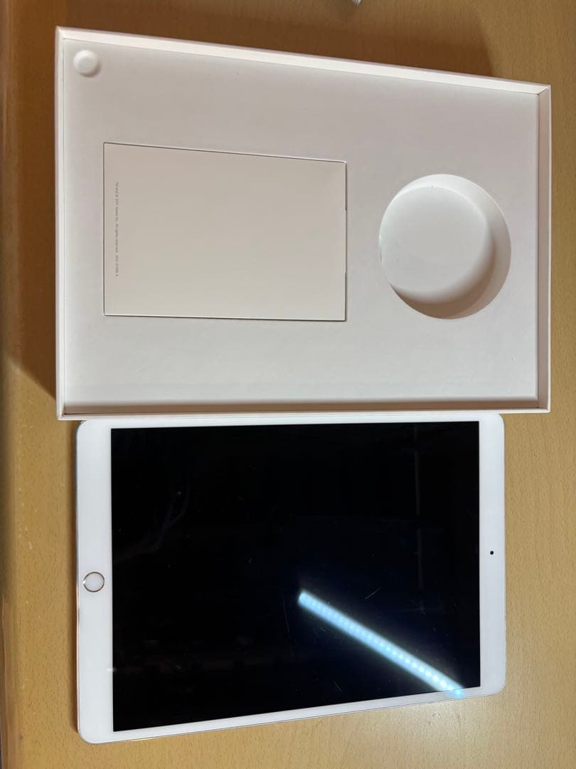 iPad pro 10.5インチ　Wi-Fi 64GB