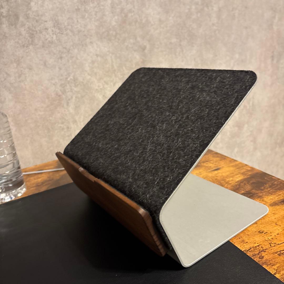 【美品】Grovemade Wood Laptop Riser（ウォールナット）
