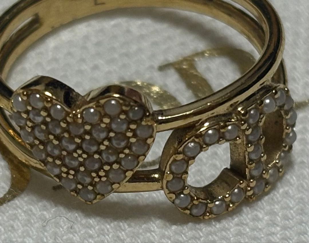 n*a様 【Dior】 CDロゴリング ハート パール ゴールド 指輪