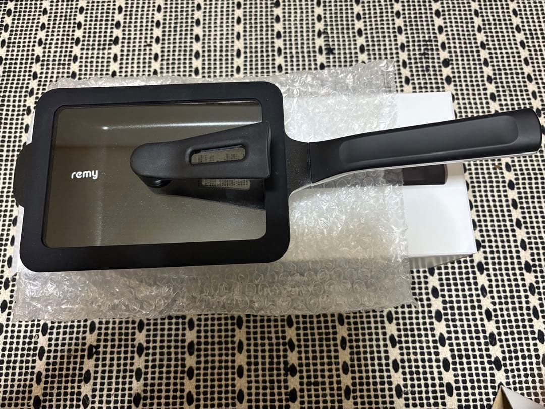 remy pan egg レミパンエッグ　ホワイト