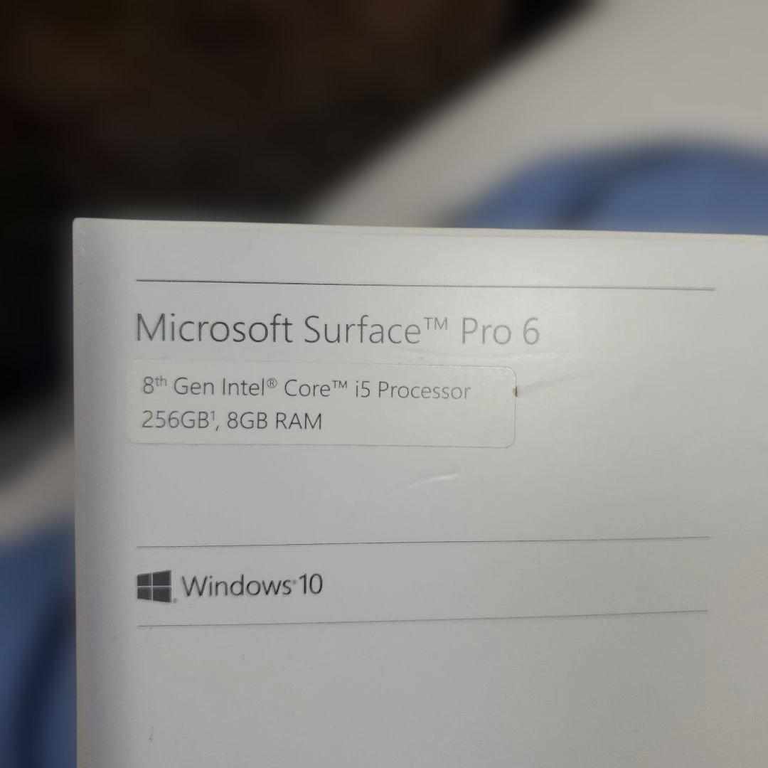 Microsoft Surface Pro 6 本体　タッチペンつき