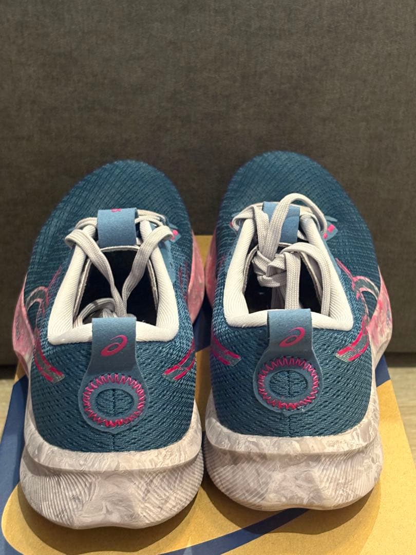 asics NOOSA TRI 16 レディース　ランニングシューズ