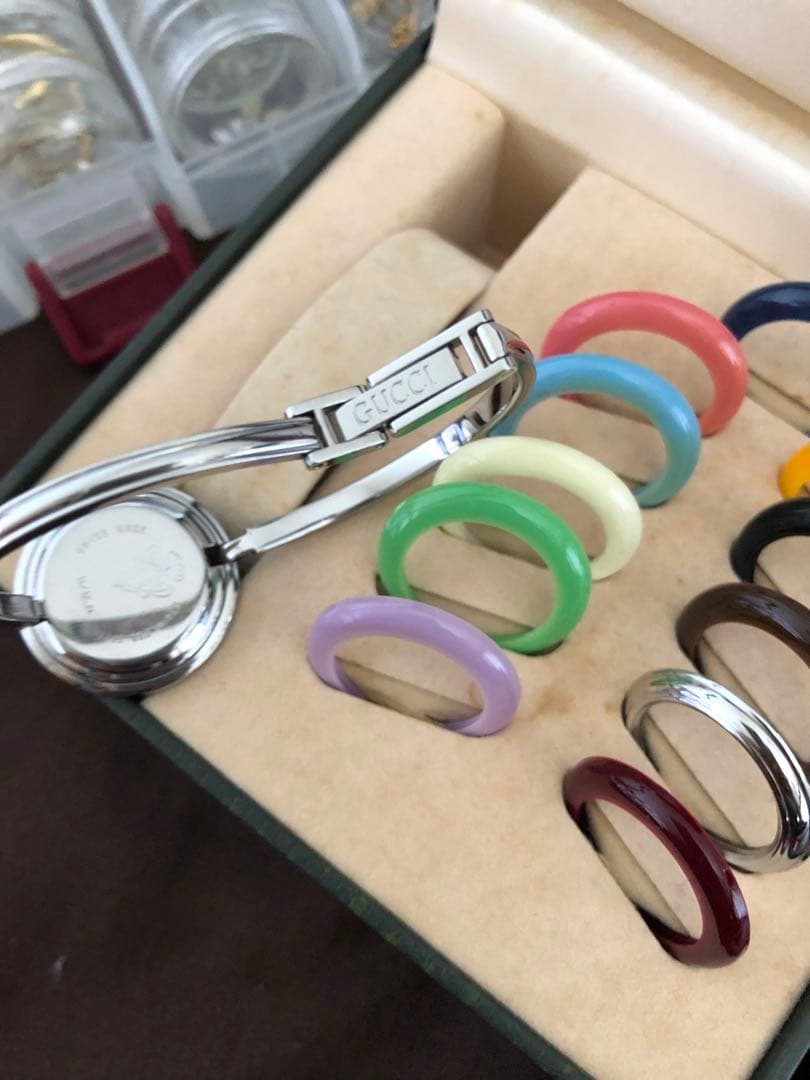 GUCCI クォーツ時計 交換可能ベゼル付き