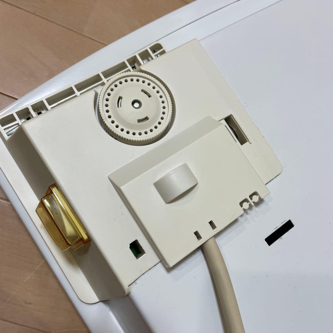 まとめ買い可能　中古　電気パネルヒーター 住宅設備 日本スティーベル①