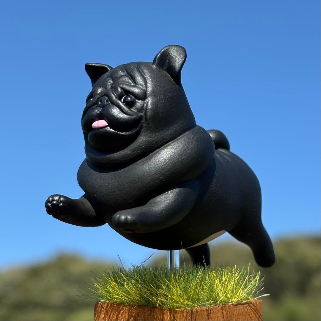 パグ走りおパグさん:ブラックver.(RUN PUG RUN)
