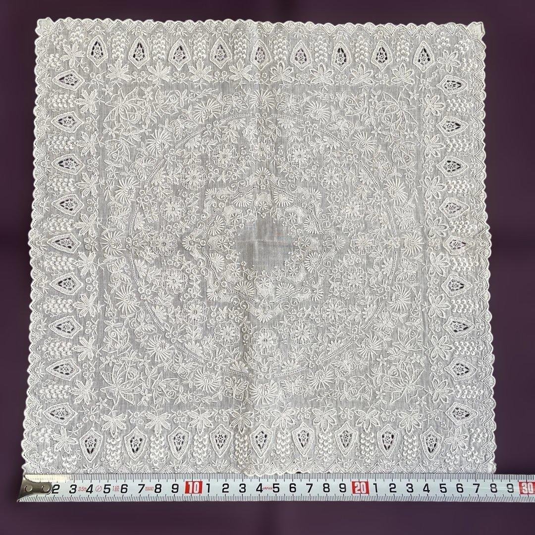 未使用　スワトウ　汕頭　手刺繍　ハンカチ　葡萄　蝶　ヴィンテージ