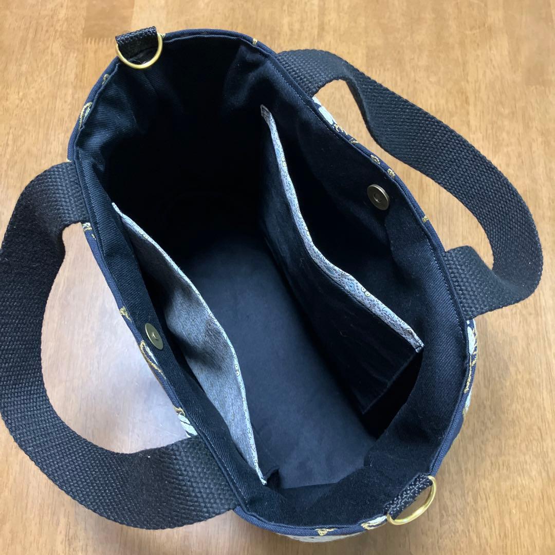 ミナペルホネン ⚮̈ following day( ネイビー）楕円底2wayトート