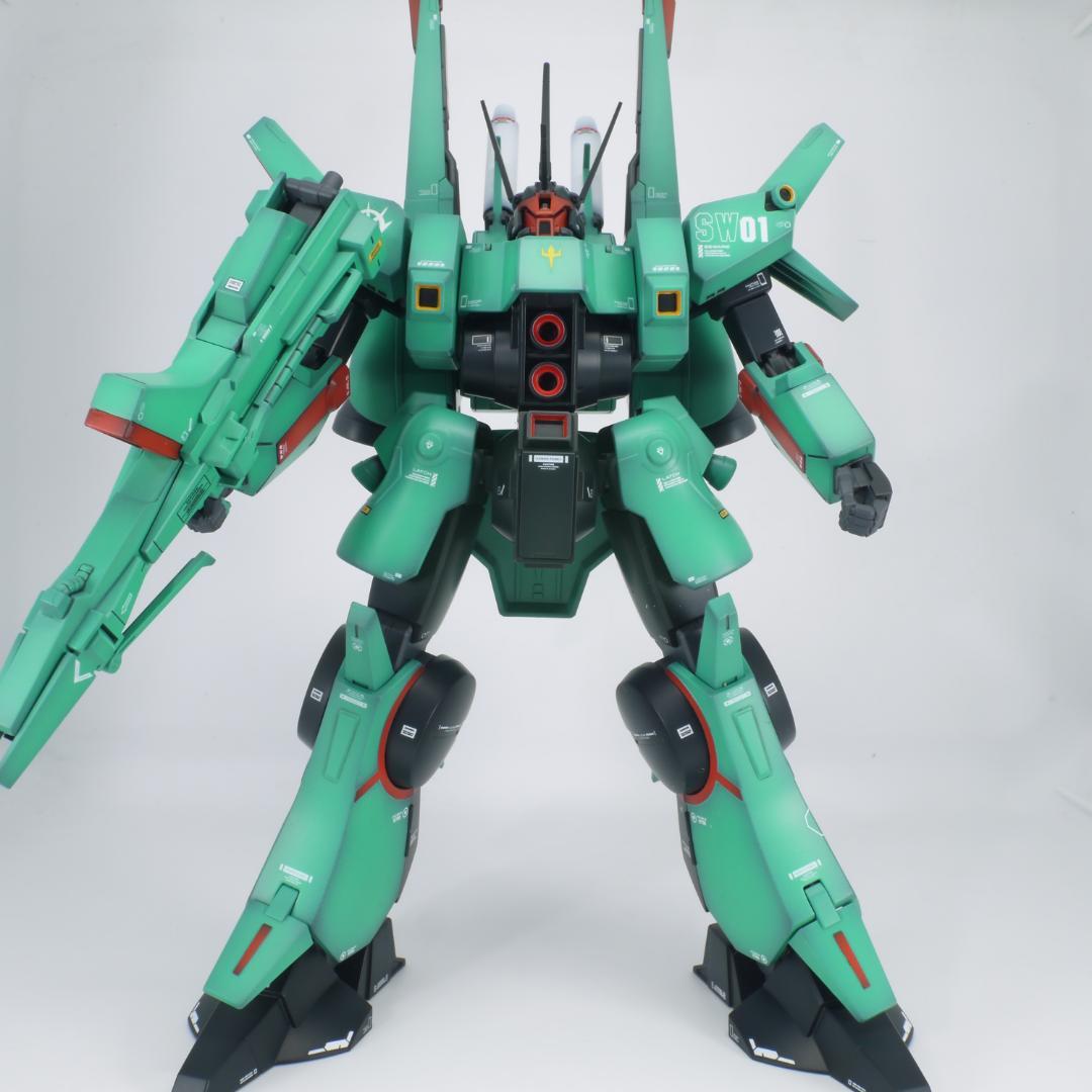 ガンプラ　HG ドーベンウルフ　全塗装　完成品