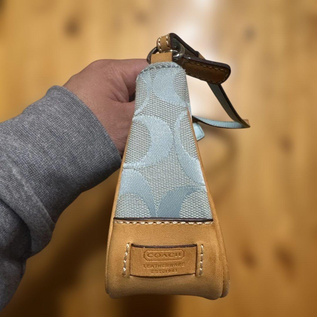 coach シグネチャーアクセサリーポーチ③ 最終値下げ　早い者勝ち