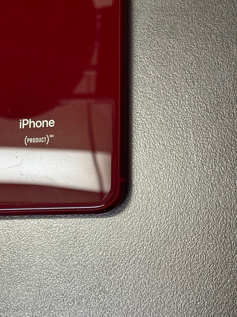 iPhone 8匿名発送SIMフリー64 GB 76%最大容量