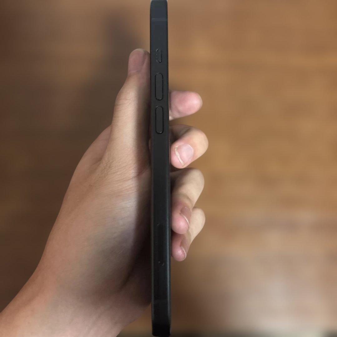 iPhone 15 128GB ブラック SIMフリー 本体のみ