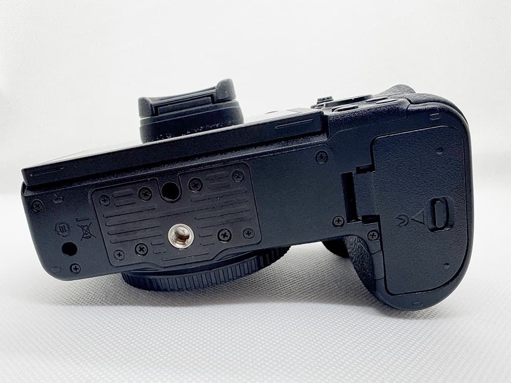 Nikon Z 6 ミラーレス一眼 値下げしました。