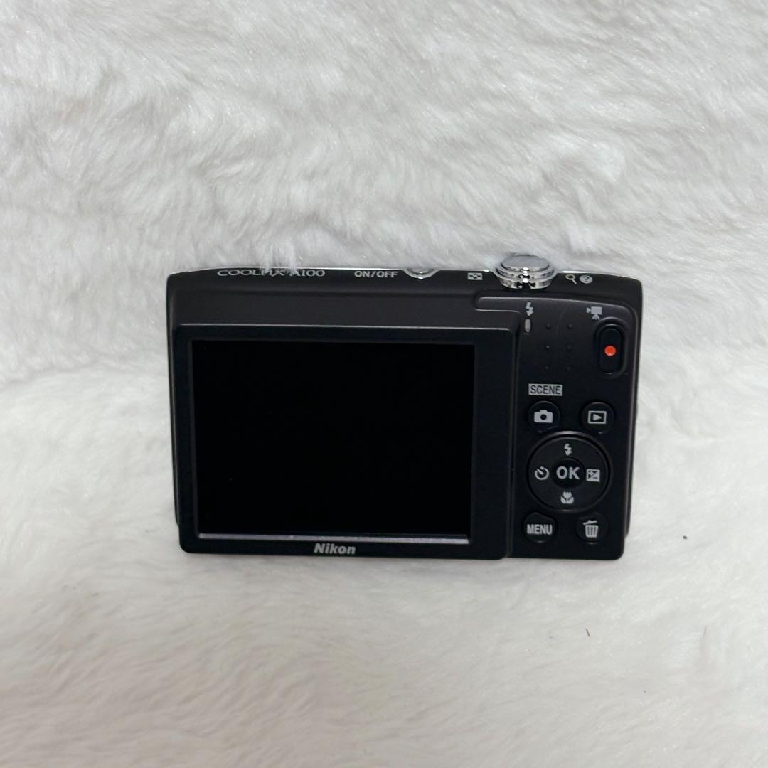【極美品】Nikon COOLPIX A100