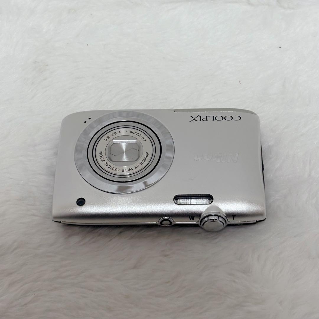 【極美品】Nikon COOLPIX A100