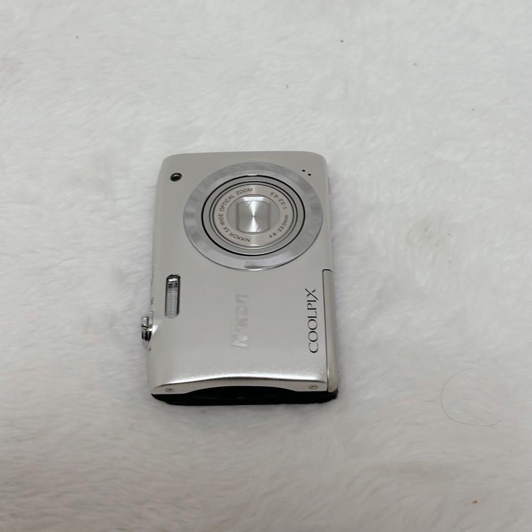 【極美品】Nikon COOLPIX A100
