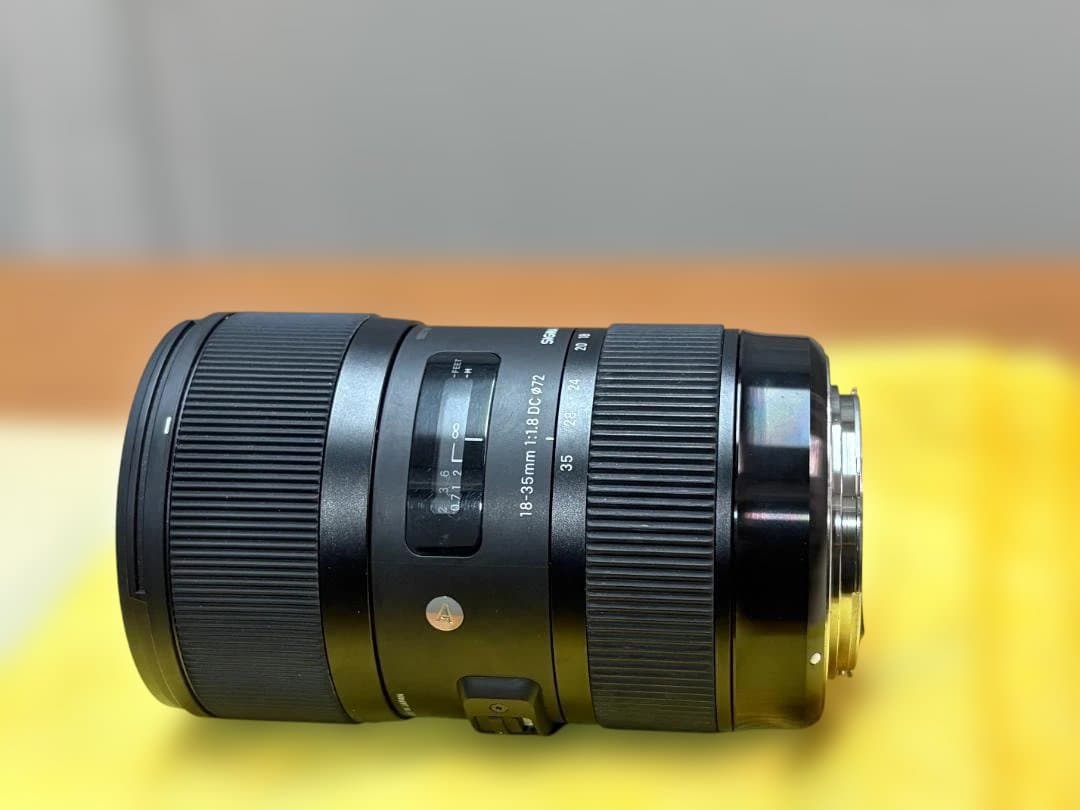 SIGMA 18-35mm F1.8 DC HSM Art（キヤノンEF用）