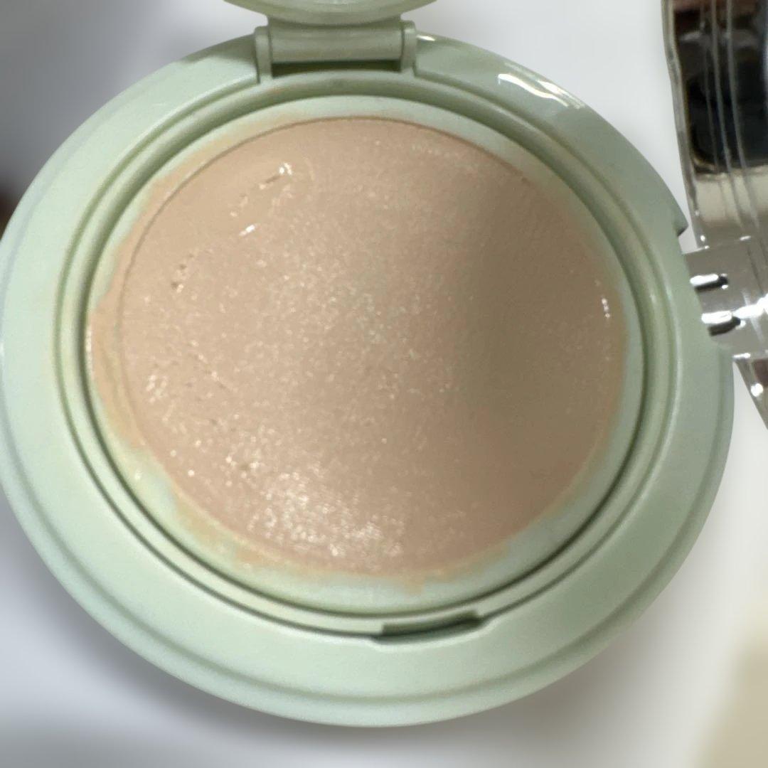 PRADA AUGMENTED SKIN クッションファンデーション