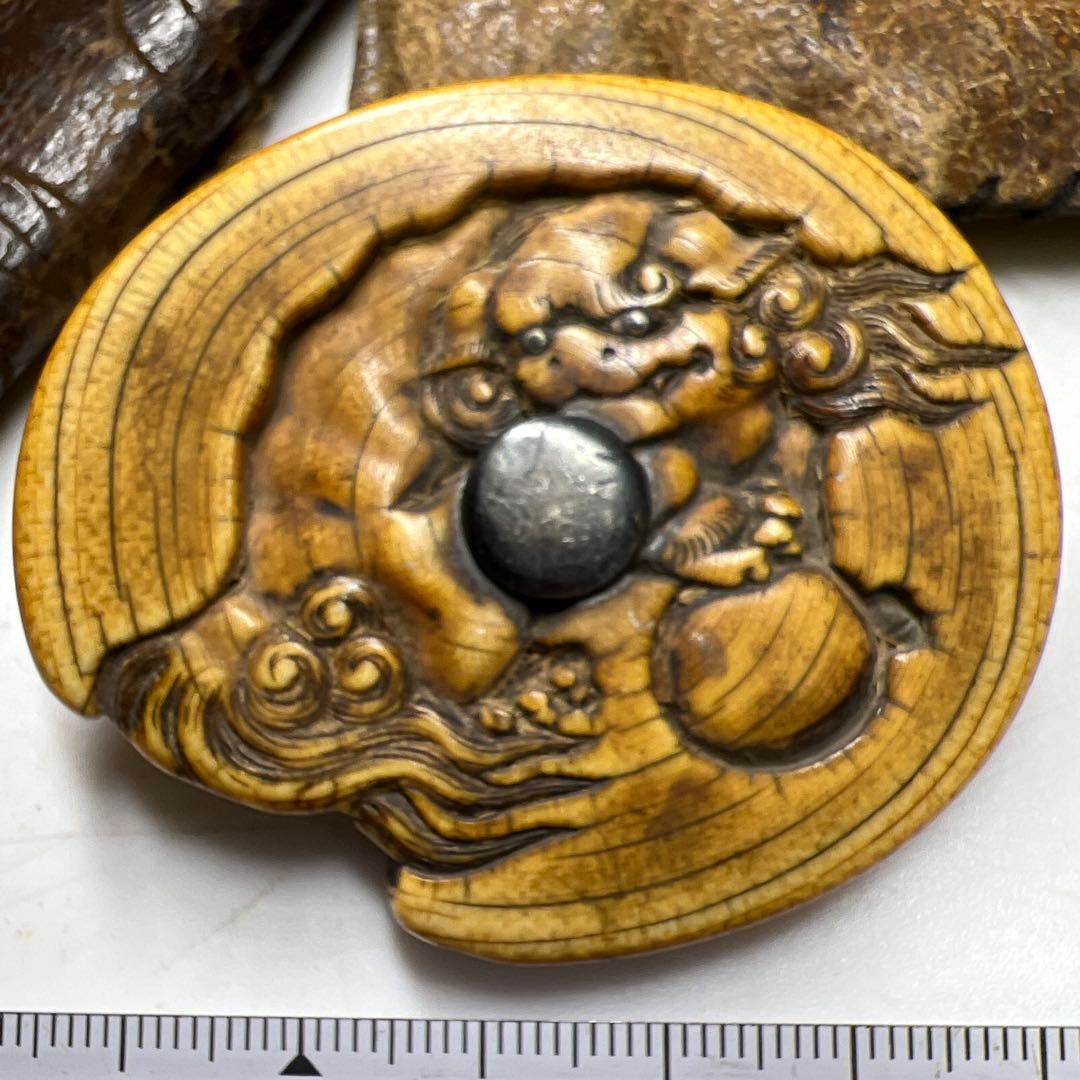 極上獅子根付たばこ入　70g 東Y8-0203②