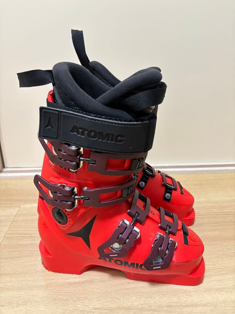 Atomic スキーブーツ　21-21.5