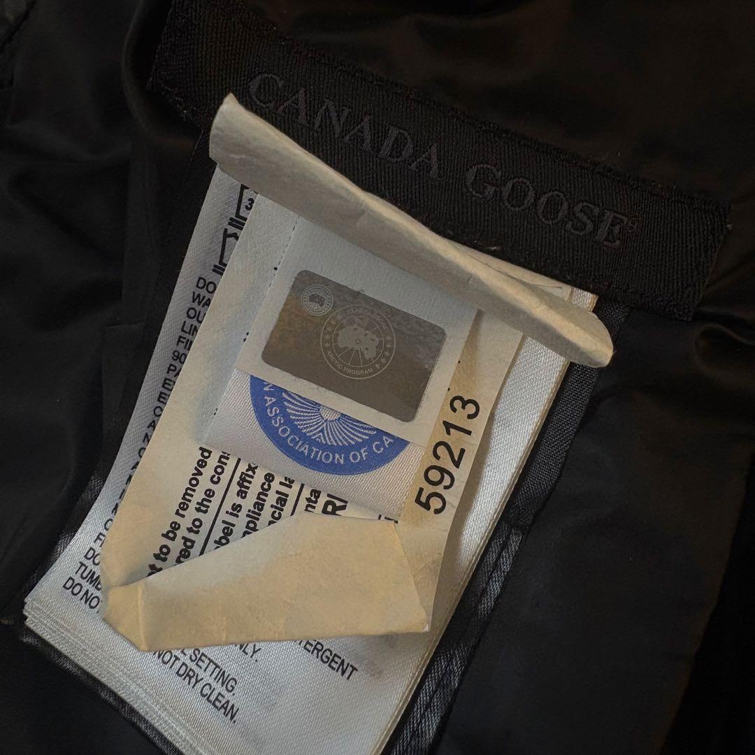 【超希少モデル❗️】カナダグース　ブラックロゴ　ダウンジャケット　カモ柄　迷彩　S