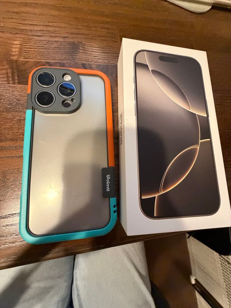 iPhone 16 pro 256GB ナチュラルチタニウム　画面不良　92%