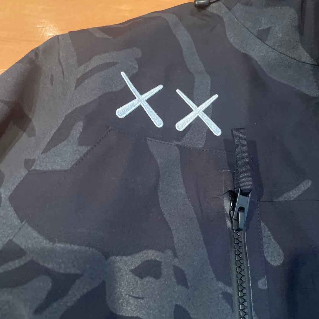 ジャケット・アウター The North Face KAWS Freeride Jacket XS
